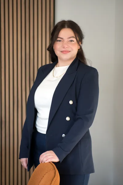 Alissa Wegner - Ihre Ansprechpartnerin für WEG-Verwaltung